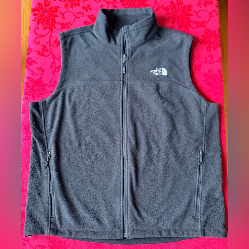 The North Face Men’s Black Fleece Vest Size XL